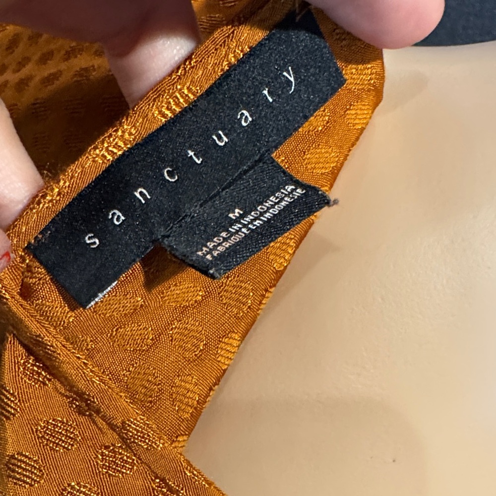 Sanctuary Mustard Gold Textured Button-Front Blouse (M) - Picture 7 of 7